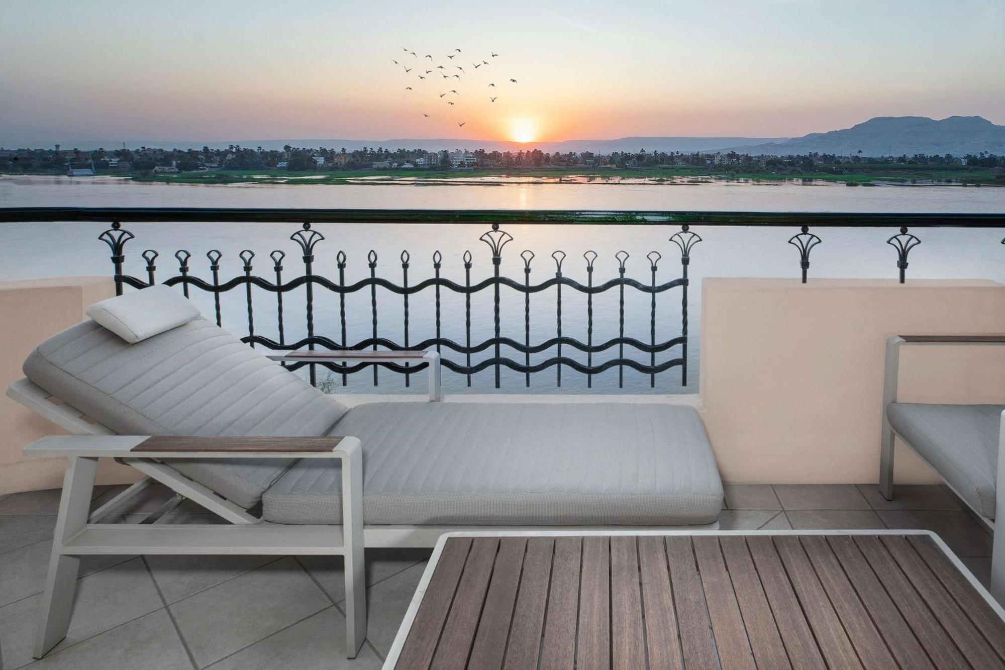 Steigenberger Nile Palace Luxor - Convention Center Luaran gambar View from the hotel
